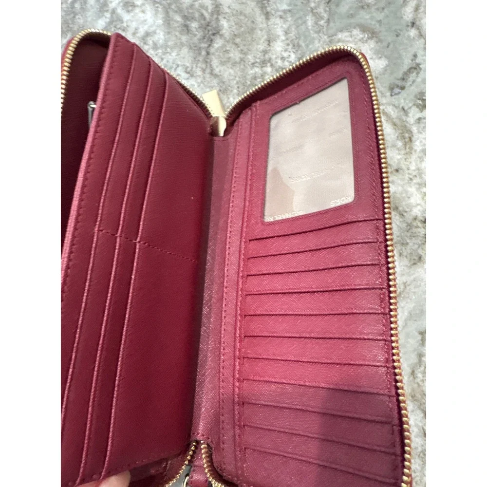Saffiano leather MICHAEL Michael Kors Jet Set Travel Continental Wallet
